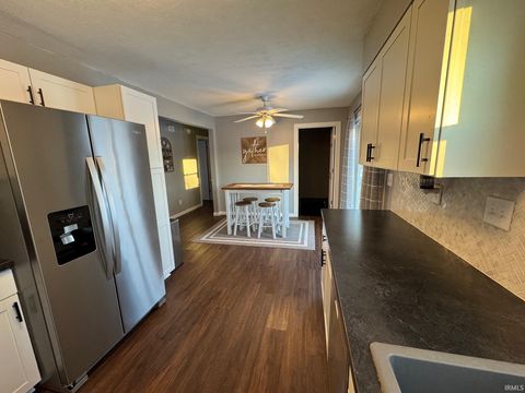 Tiny photo for 623 W 6th Street, Rochester, IN 46975 (MLS # 202549081)