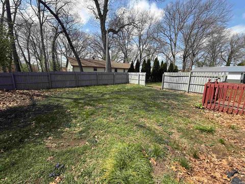 Tiny photo for 471 N 48 E, Winamac, IN 46996 (MLS # 202606566)