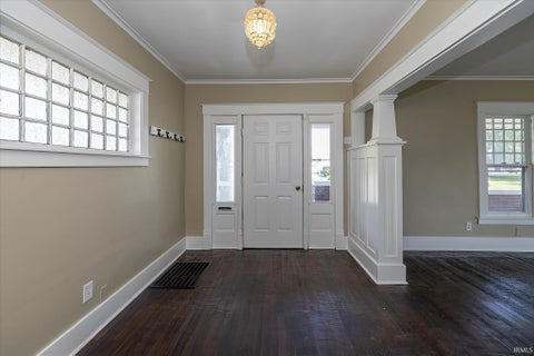 Tiny photo for 1001 Purdum Street, Kokomo, IN 46901 (MLS # 202629155)