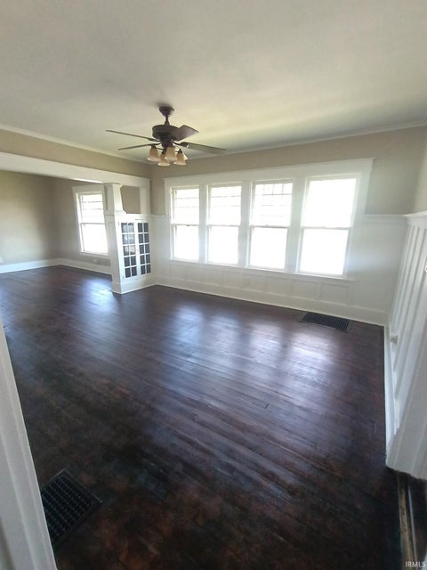 Tiny photo for 1001 Purdum Street, Kokomo, IN 46901 (MLS # 202629155)