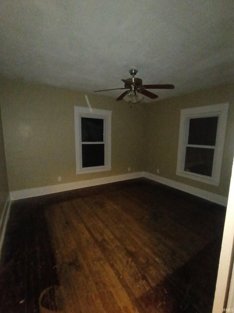 Tiny photo for 1001 Purdum Street, Kokomo, IN 46901 (MLS # 202629155)