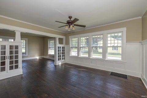 Tiny photo for 1001 Purdum Street, Kokomo, IN 46901 (MLS # 202629155)