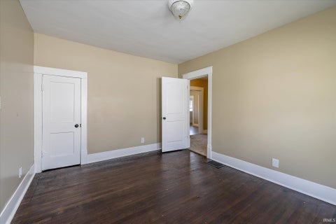 Tiny photo for 1001 Purdum Street, Kokomo, IN 46901 (MLS # 202629155)