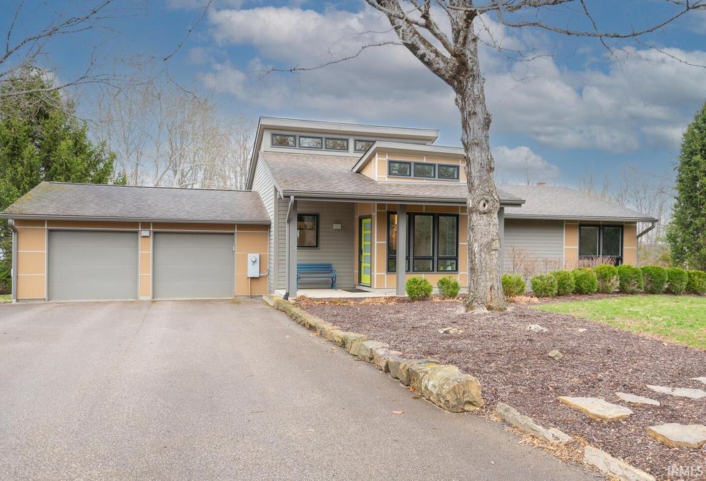 Photo of 5771 E Kings Road, Bloomington, IN 47408 (MLS # 202603792)