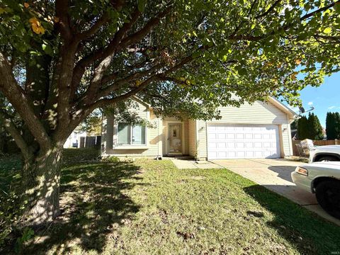 Photo of 102 Elderbury Court, Mooresville, IN 46158 (MLS # 202544220)