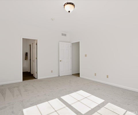 Tiny photo for 3707 E Barrington Drive #D204, Bloomington, IN 47408 (MLS # 202638760)