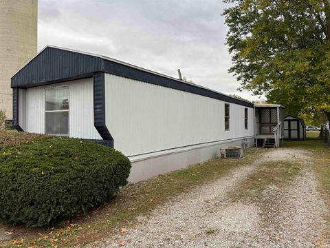 Tiny photo for 102 N Market Street, Royal Center, IN 46978 (MLS # 202542929)