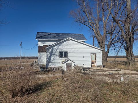 Tiny photo for 4039 W Olson Road, Rochester, IN 46975 (MLS # 202615565)