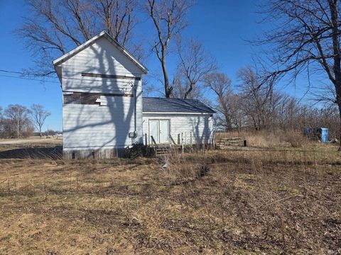 Tiny photo for 4039 W Olson Road, Rochester, IN 46975 (MLS # 202615565)