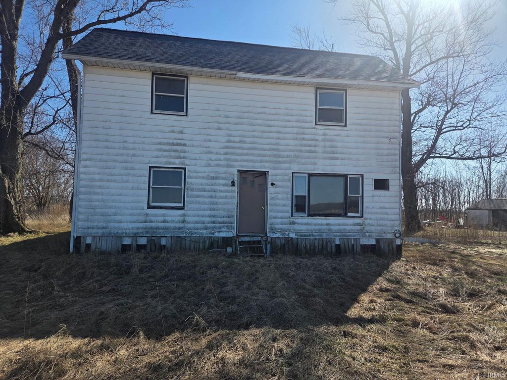 Photo of 4039 W Olson Road, Rochester, IN 46975 (MLS # 202615565)