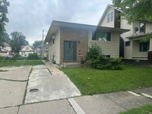 3217 S HARRISON ST, FORT WAYNE, IN 46807 - Image f35472d8a3495d3702a683fc8e4b34fa/200397314