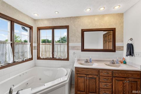 Tiny photo for 3482 W 650 S, Rossville, IN 46065 (MLS # 202619308)