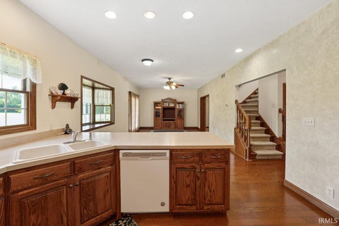 Tiny photo for 3482 W 650 S, Rossville, IN 46065 (MLS # 202619308)