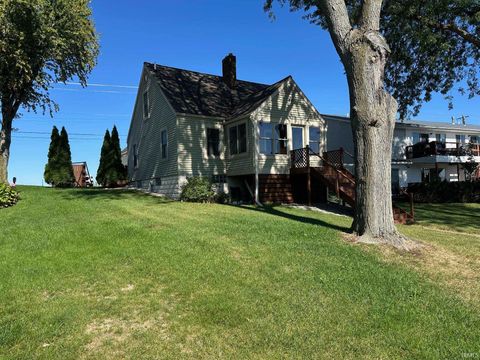 Tiny photo for 2215 E State Rd 14 Highway, Rochester, IN 46975 (MLS # 202540927)