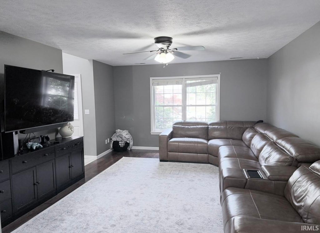 Photo of 165 ROBIN CT Court, Jasper, IN 47546 (MLS # 202623351)