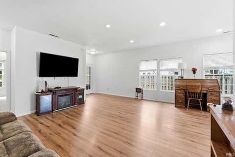 Tiny photo for 4567 Carador Lane, Lafayette, IN 47909 (MLS # 202632989)