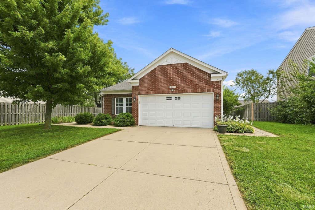 Photo of 4567 Carador Lane, Lafayette, IN 47909 (MLS # 202632989)