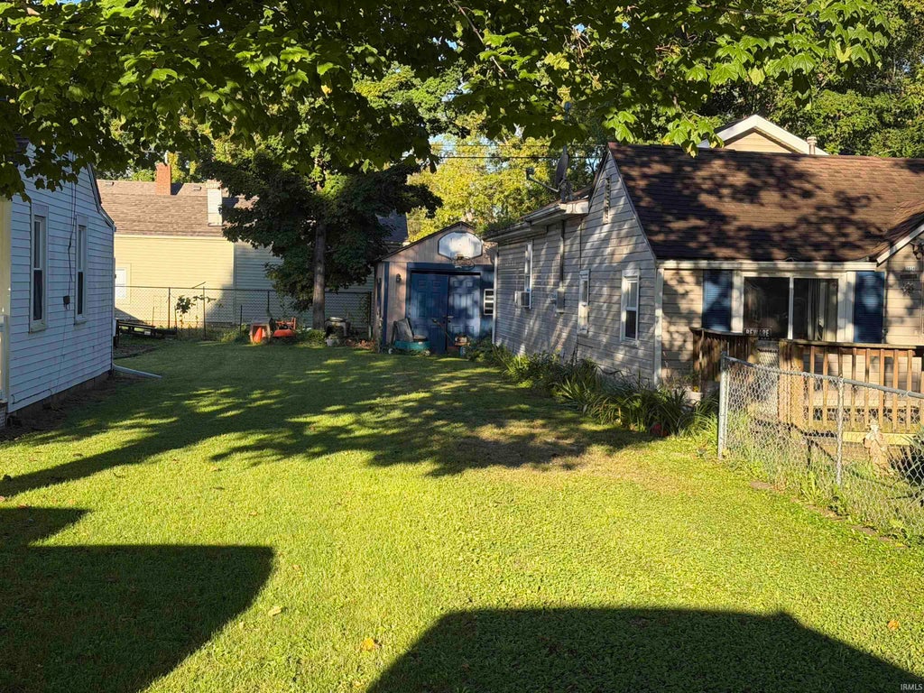 Photo of 1454 S 14Th Street, Richmond, IN 47374 (MLS # 202642986)
