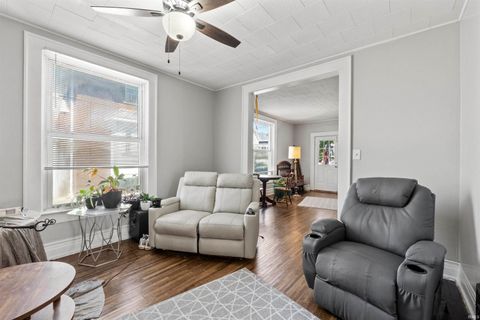 Tiny photo for 424 Byron Street, Huntington, IN 46750 (MLS # 202627322)