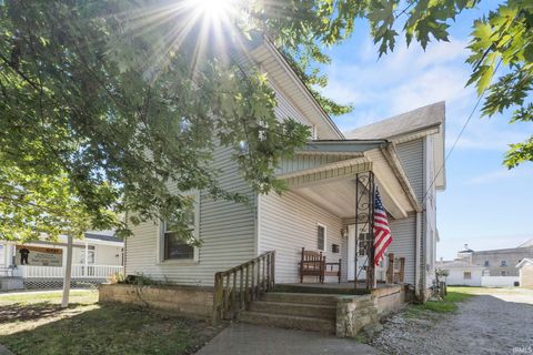 Photo of 424 Byron Street, Huntington, IN 46750 (MLS # 202627322)