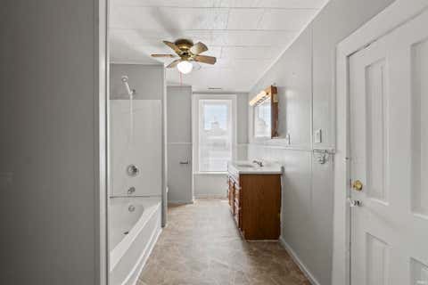 Tiny photo for 424 Byron Street, Huntington, IN 46750 (MLS # 202627322)