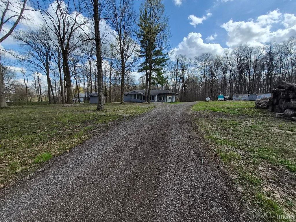 Photo of 3772 County Road 68 #4, Auburn, IN 46706 (MLS # 202613950)