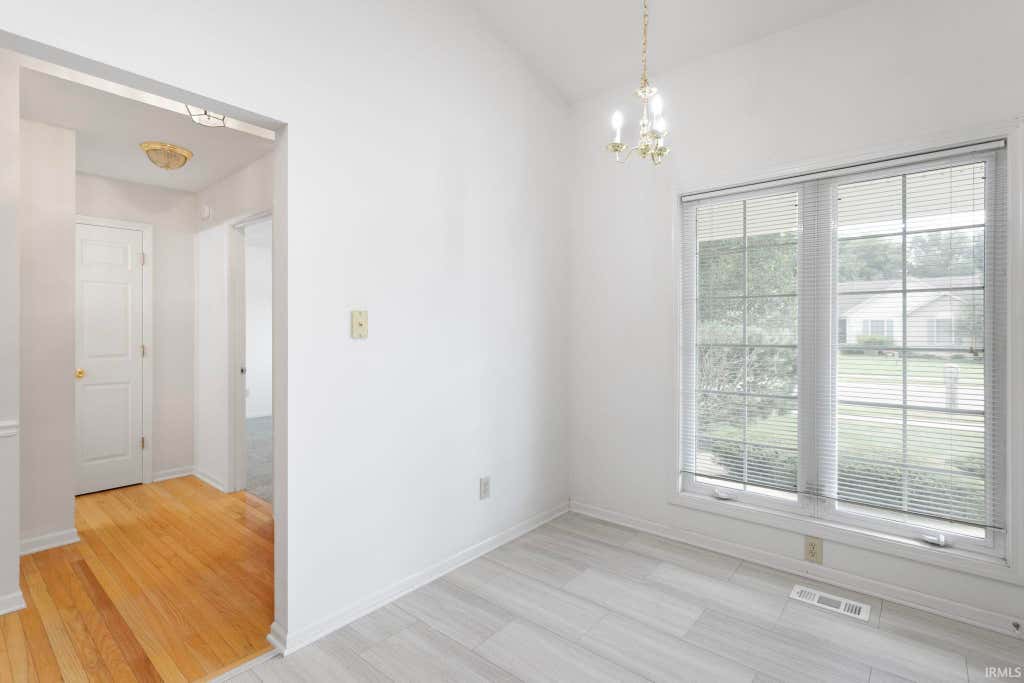 Photo of 4117 Cherry Pointe Drive, South Bend, IN 46628 (MLS # 202631017)