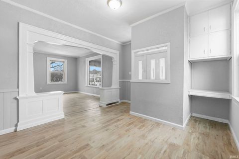 Tiny photo for 204 E Suttenfield Street, Fort Wayne, IN 46803 (MLS # 202603857)