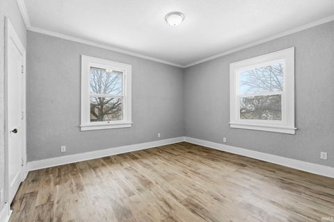 Tiny photo for 204 E Suttenfield Street, Fort Wayne, IN 46803 (MLS # 202603857)