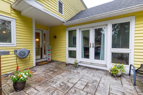 Tiny photo for 9829 Woodstream Drive, Fort Wayne, IN 46804 (MLS # 202632853)
