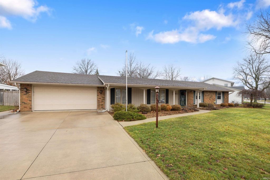 Photo of 3111 Marias Drive, Fort Wayne, IN 46815 (MLS # 202600612)