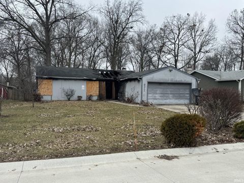 Photo of 6211 Brandonwood Lane, Fort Wayne, IN 46835 (MLS # 202605708)