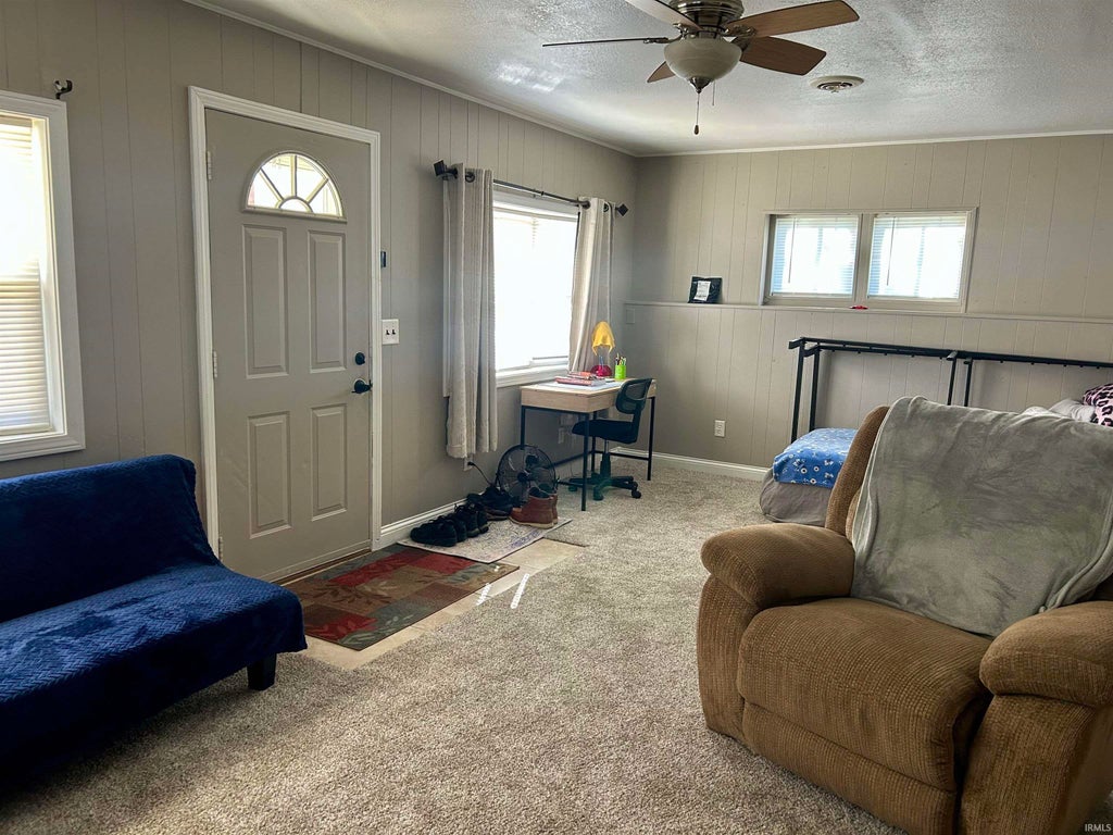 Photo of 801 W Market Street, Pierceton, IN 46562 (MLS # 202644878)