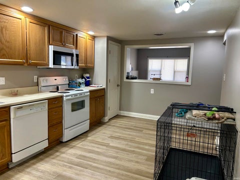 Tiny photo for 801 W Market Street, Pierceton, IN 46562 (MLS # 202644878)