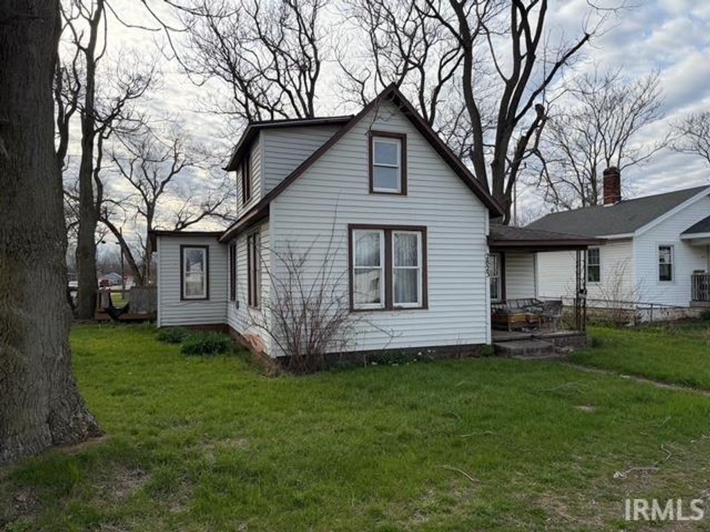 Photo of 2823 S High Street, Muncie, IN 47302 (MLS # 202610801)