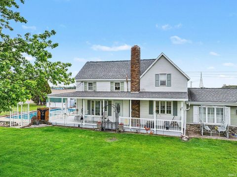Photo of 8902 S 900 E Road, Walkerton, IN 46574 (MLS # 202618039)