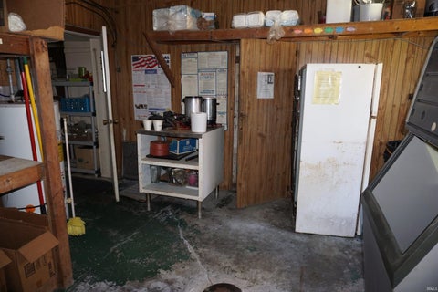 Tiny photo for 3901 Broadway Avenue, Evansville, IN 47712 (MLS # 202624818)