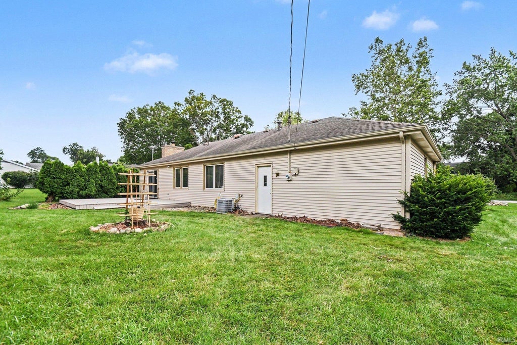 Photo of 19685 Old Ridge Road, South Bend, IN 46614 (MLS # 202623871)