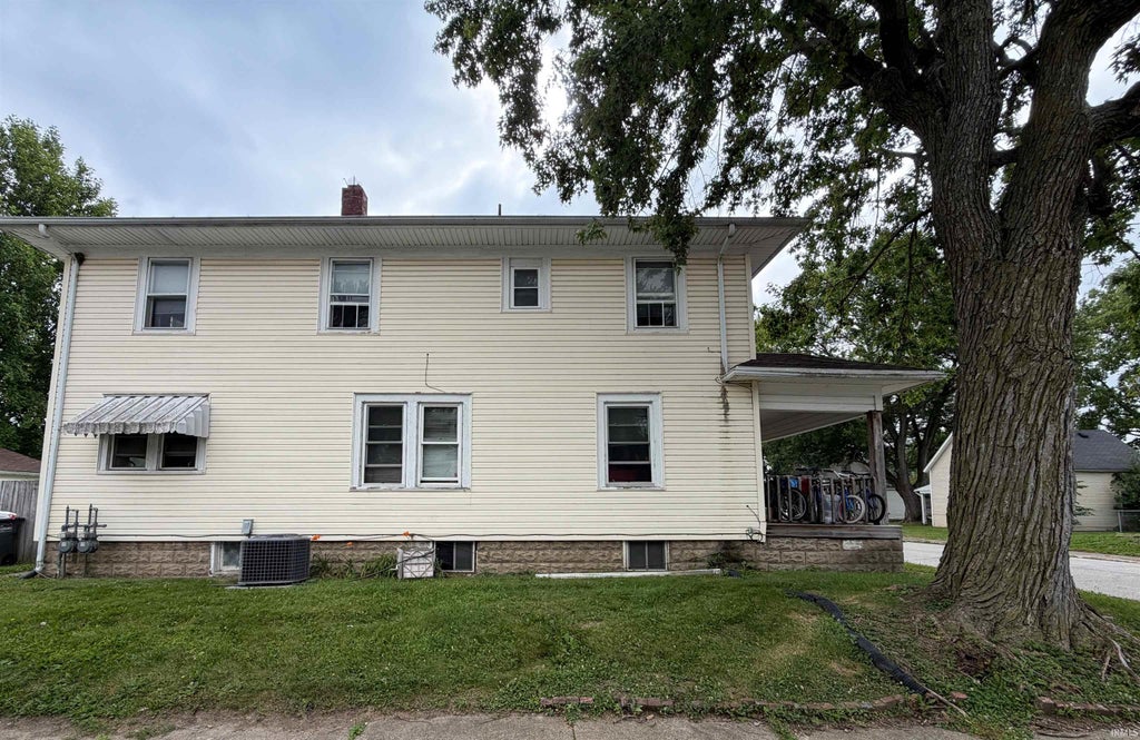 Photo of 720 W Monroe Street, Kokomo, IN 46901 (MLS # 202628293)
