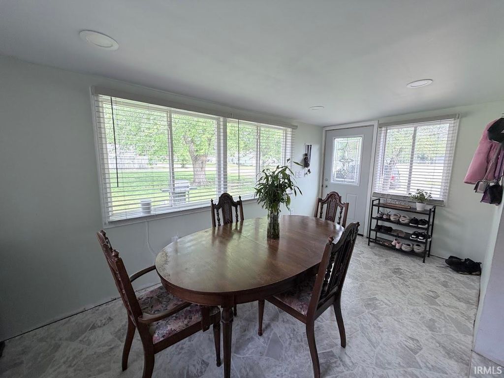 Photo of 1422 S Tenth Street, Goshen, IN 46526 (MLS # 202619782)