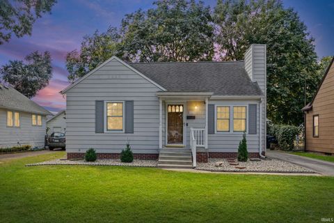 Photo of 1639 Stanforth Avenue, Lafayette, IN 47905 (MLS # 202542911)