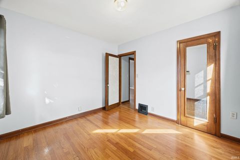 Tiny photo for 1639 Stanforth Avenue, Lafayette, IN 47905 (MLS # 202542911)