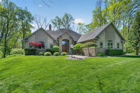 Tiny photo for 17605 County Road 112, Bristol, IN 46507 (MLS # 202620142)