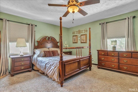 Tiny photo for 5477 E Timberwood Drive, Newburgh, IN 47630 (MLS # 202635187)