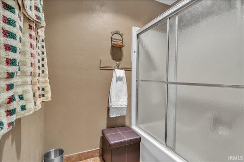 Tiny photo for 5477 E Timberwood Drive, Newburgh, IN 47630 (MLS # 202635187)