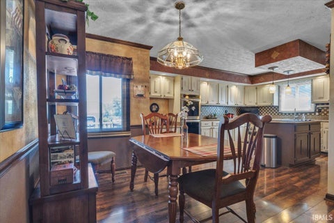 Tiny photo for 5477 E Timberwood Drive, Newburgh, IN 47630 (MLS # 202635187)