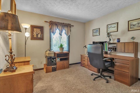Tiny photo for 5477 E Timberwood Drive, Newburgh, IN 47630 (MLS # 202635187)