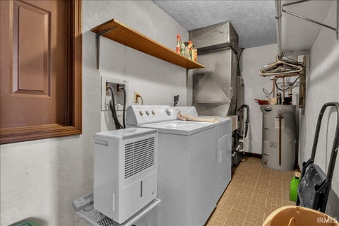 Tiny photo for 5477 E Timberwood Drive, Newburgh, IN 47630 (MLS # 202635187)