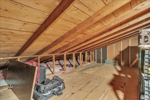 Tiny photo for 5477 E Timberwood Drive, Newburgh, IN 47630 (MLS # 202635187)