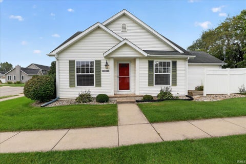 Tiny photo for 1510 Peachtree Lane, Mishawaka, IN 46545 (MLS # 202640083)